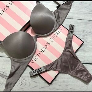 (2pc) Shine Diamond Strap Push-Up Bra & Logo Shine Strap Thong Panty-(32C/S)